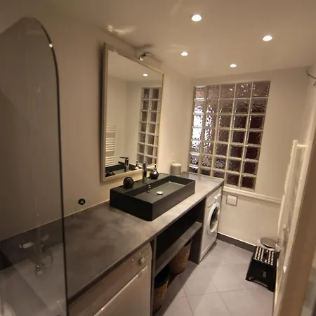 L'atypique : Triplex 8 Couchages En Vieille Ville *
