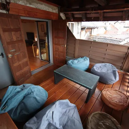 L'atypique : Triplex 8 Couchages En Vieille Ville * Annecy