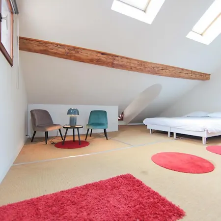 Apartment L'atypique : Triplex 8 Couchages En Vieille Ville *