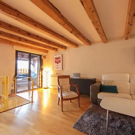Apartment L'atypique : Triplex 8 Couchages En Vieille Ville Annecy