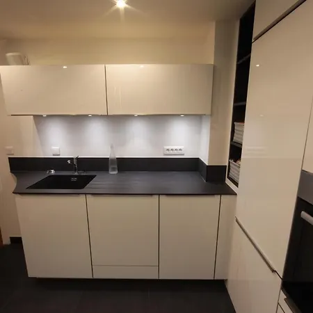Apartment L'atypique : Triplex 8 Couchages En Vieille Ville *